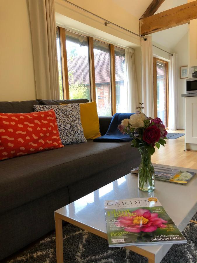 Hidden Cottages Two Lovely 1 Bed Cottages In Peaceful Surroundings, 1 With Log Burner Henley-in-Arden Exterior photo